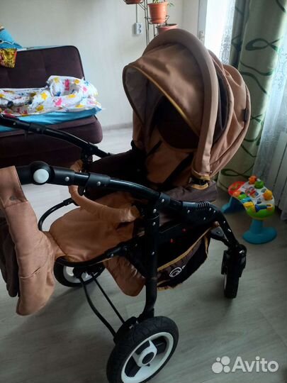 Продам коляску 3 в 1