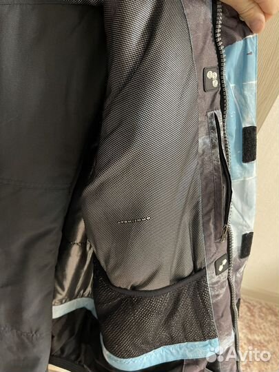 Куртка для сноуборда