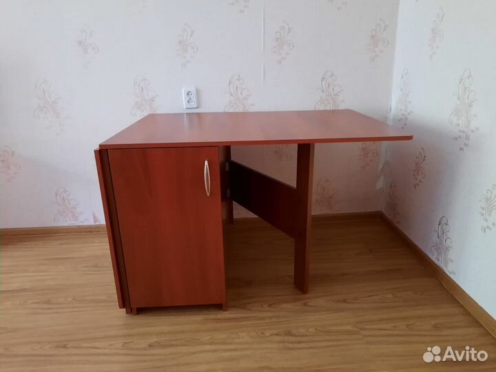 Стол- книжка