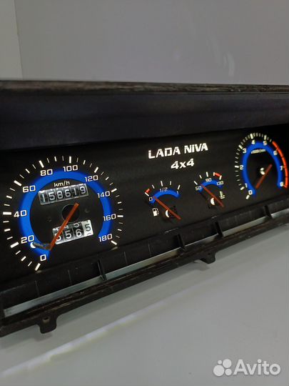 Шкала, накладка приборки ваз лада 2121,2131, нива