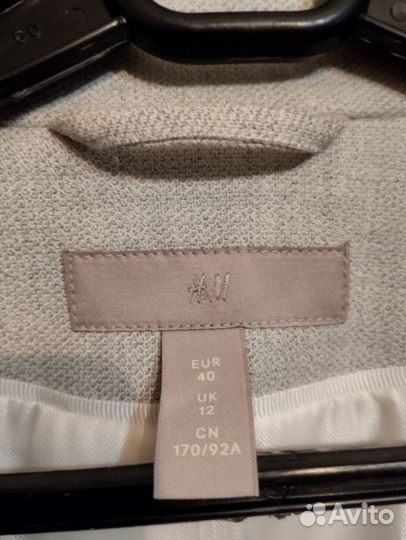 Костюм женский