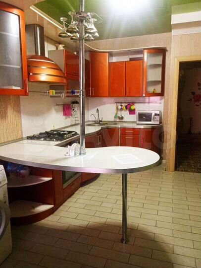 1-к. квартира, 42 м², 2/9 эт.