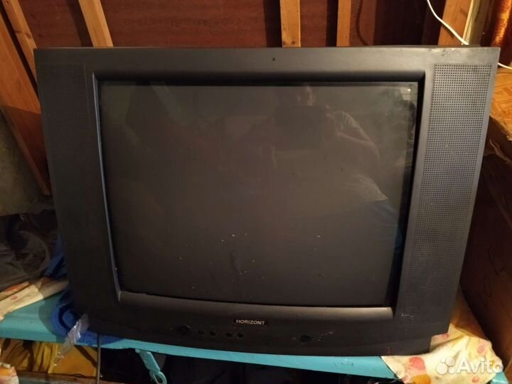 Телевизор горизонт