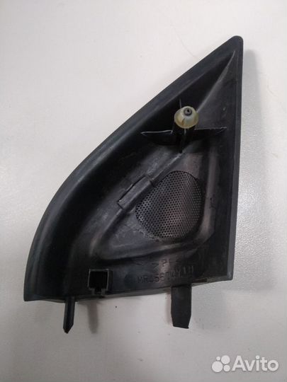 Накладка декоративная передняя левая Mitsubishi