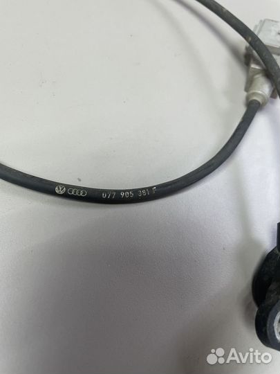 Датчик коленвала Ауди А4 А6 А8 077905381F