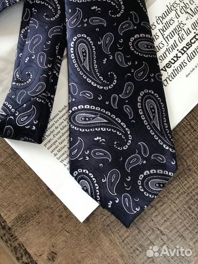 Галстук с платком паше