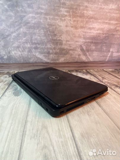 Ноутбук Dell Inspiron/Core i3/GeForce GT 525m