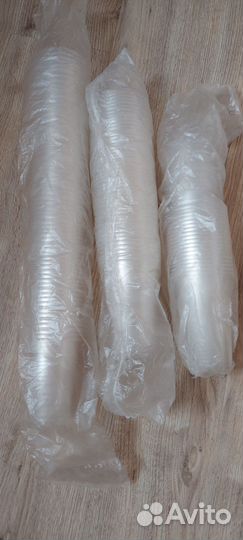 Пластиковые стаканы