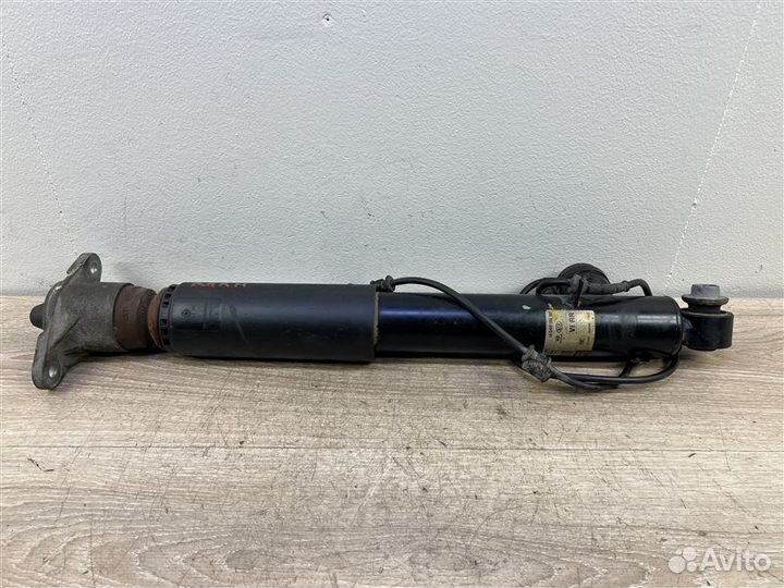 Амортизатор задний правый Hyundai Equus 2009-2015