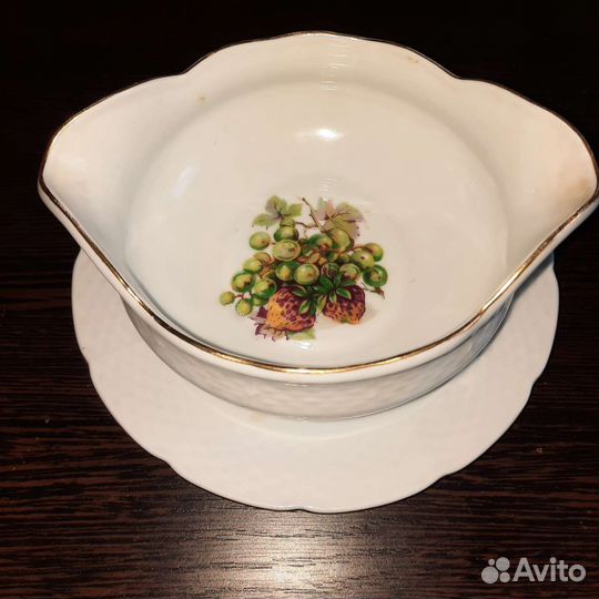 Предметы столового сервиза 