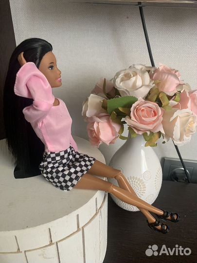Кукла гибрид типа Барби