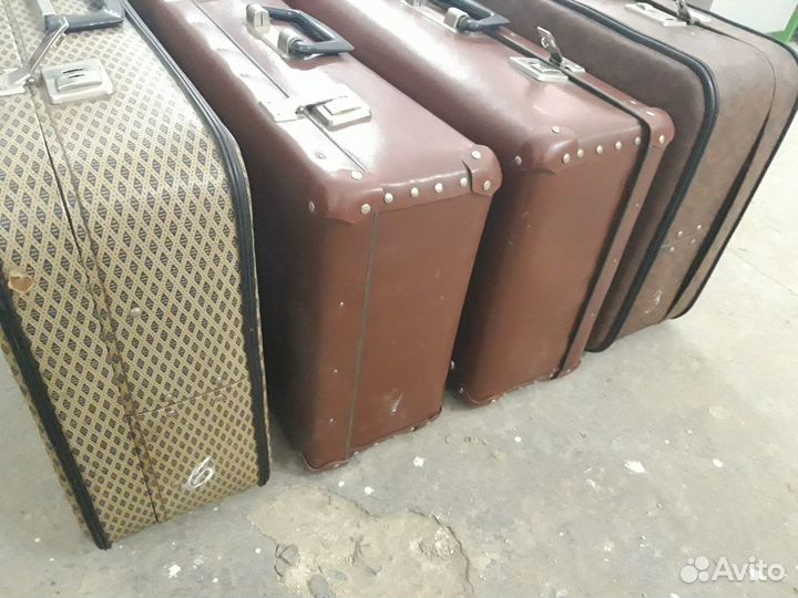 Чемоданы времен СССР ретро