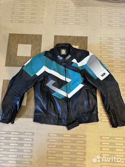 Мотокуртка