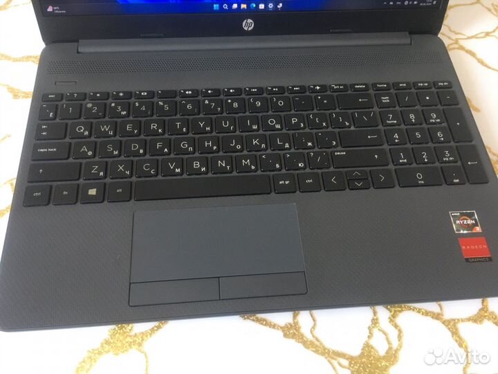 Ноутбук HP Ryzen3