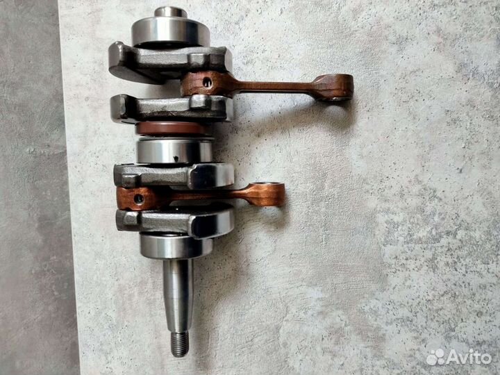 Коленвал Tohatsu 9.8 2т