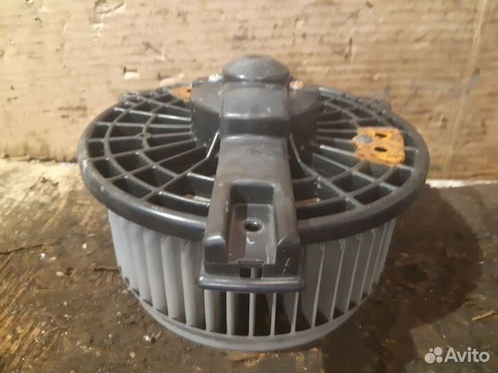 Моторчик отопителя Honda Accord