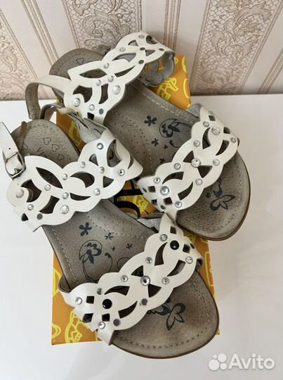 Босоножки Vicchi