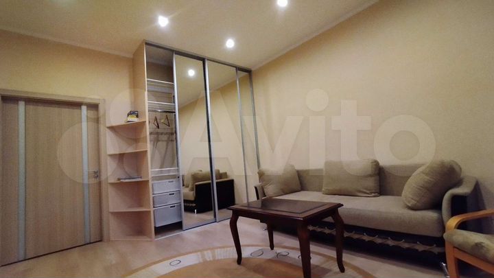 2-к. квартира, 65 м², 3/5 эт.