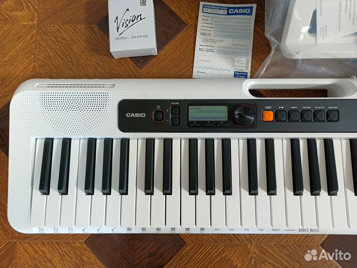 Синтезатор casio CT-S200WE
