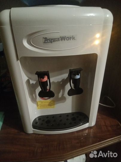 Кулер для воды новый