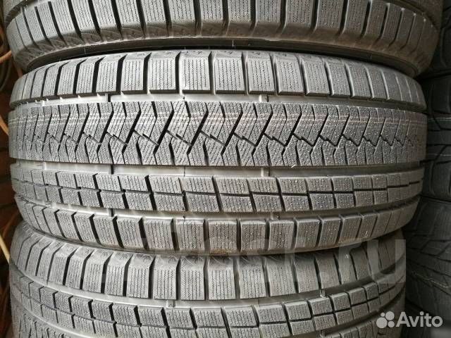 Triangle PL02 245/35 R19 93W