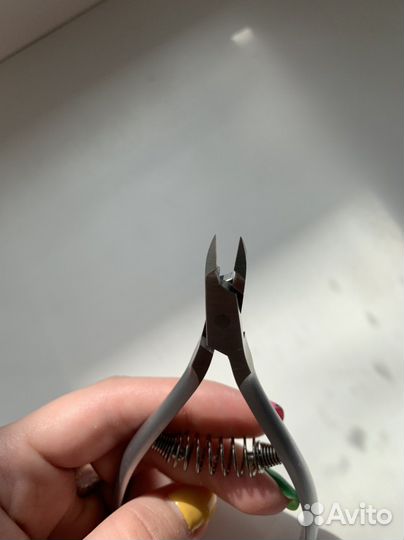 Маникюрные кусачки Yoko