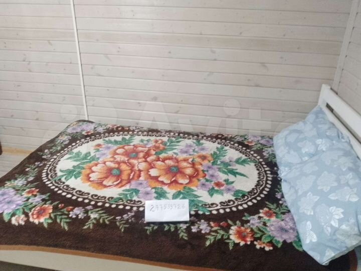 Дом 17 м² на участке 3 сот.