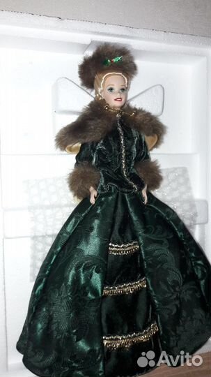 Holiday Caroler Barbie Doll, 1996