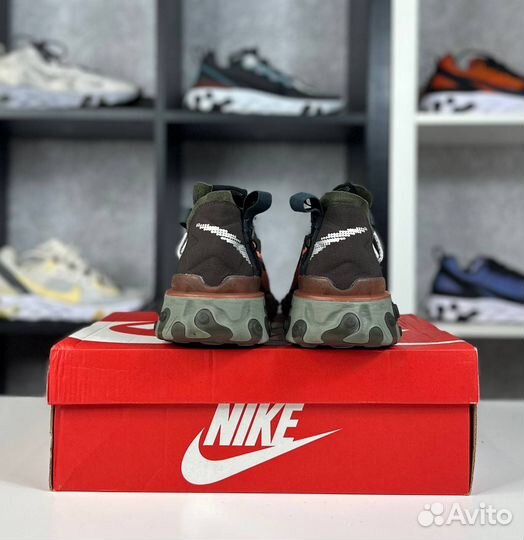 Nike React WR Ispa