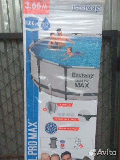 Каркасный бассейн бу Bestway steel pro max