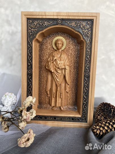 Резные иконы из дерева