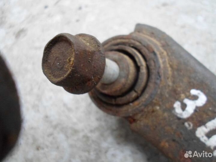 Рычаг зад L верх Hyundai Tucson 2 LM