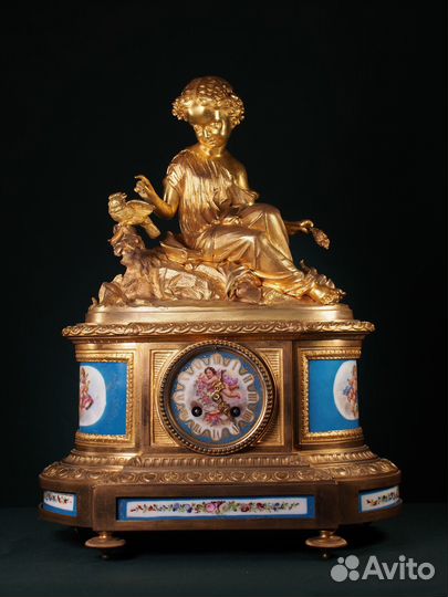 Редкость Антикварные бронзовые часы XIX век. Париж