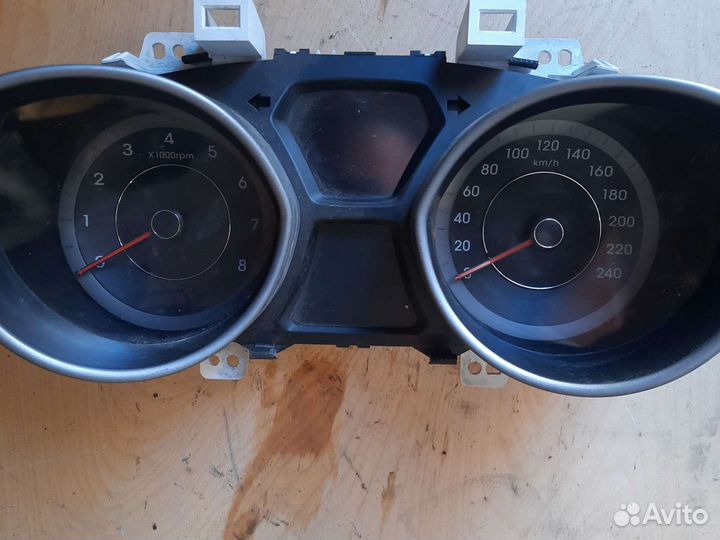 Панель приборов Хендай Элантра 5 MD 1.6 АКПП