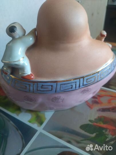 Статуэтка хотей