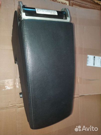 Подлокотник Volkswagen Passat B6