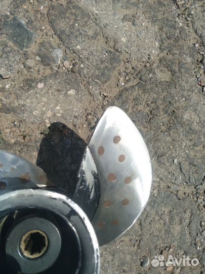 Гребной винт mercury 15