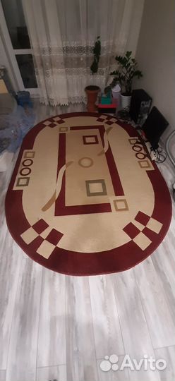 Продаю ковер б/у