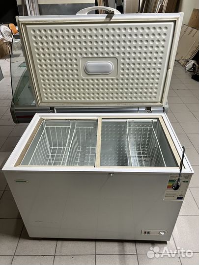 Холодильная витрина