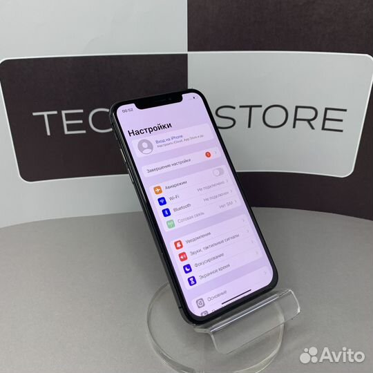 iPhone X, 64 ГБ