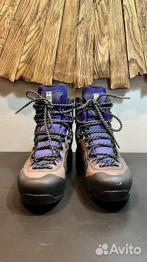 Трекинговые ботинки женские 38 осень/ весна/зима
