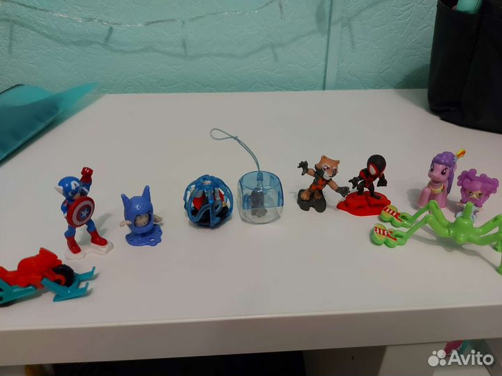 Киндер Сюрприз игрушки цена за все