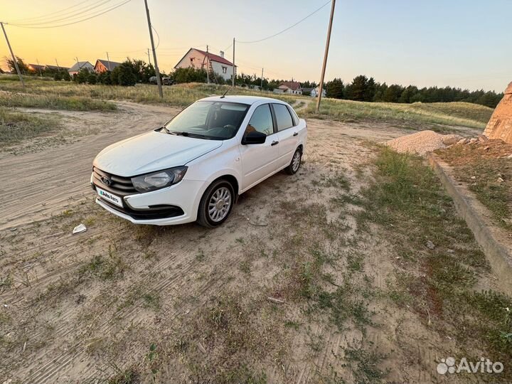 LADA Granta 1.6 МТ, 2021, 71 100 км