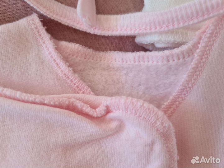Распашонки и шапочки 50-56 размер