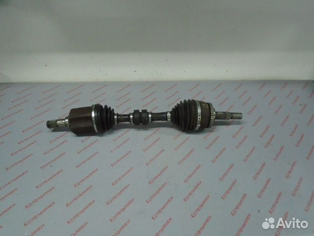 Nissan 39101-AV315 Вал приводной левый