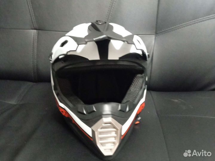 Мотошлем кроссовый