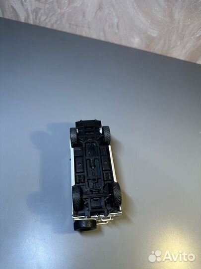 Модель автомобиля тигр 1/43