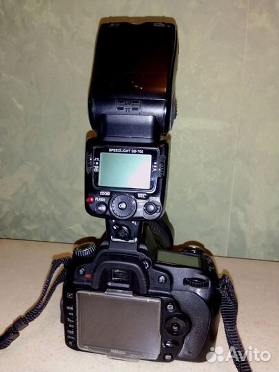 Зеркальный фотоаппарат