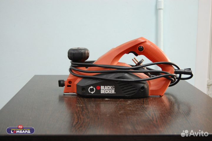 Электрорубанок Black Decker KW712