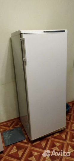 Холодильник атлант бу